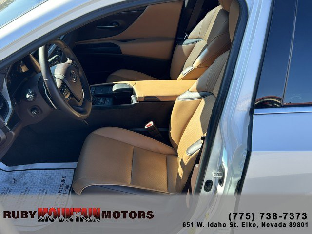 Used 2021 Lexus ES 350 w/ Premium Package image 11