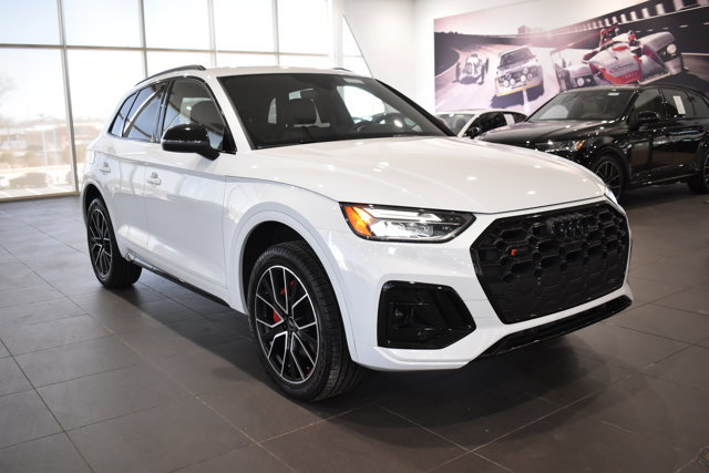 Used 2025 Audi SQ5 Premium Plus w/ Premium Plus Package image 5