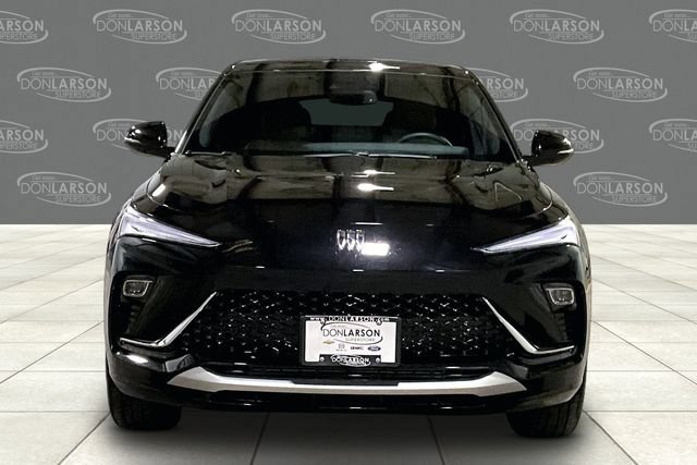 Certified 2025 Buick Envista Avenir FWD image 2