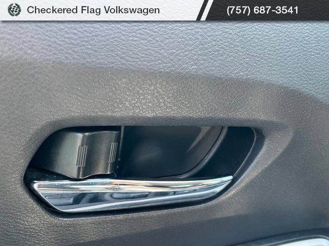 Used 2024 Nissan Versa SR FWD image 14