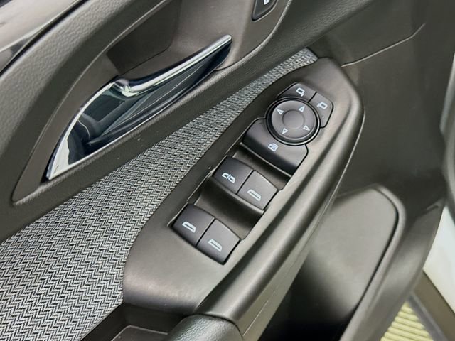 Used 2022 Chevrolet TrailBlazer LT w/ LPO, Blackout Package FWD image 17