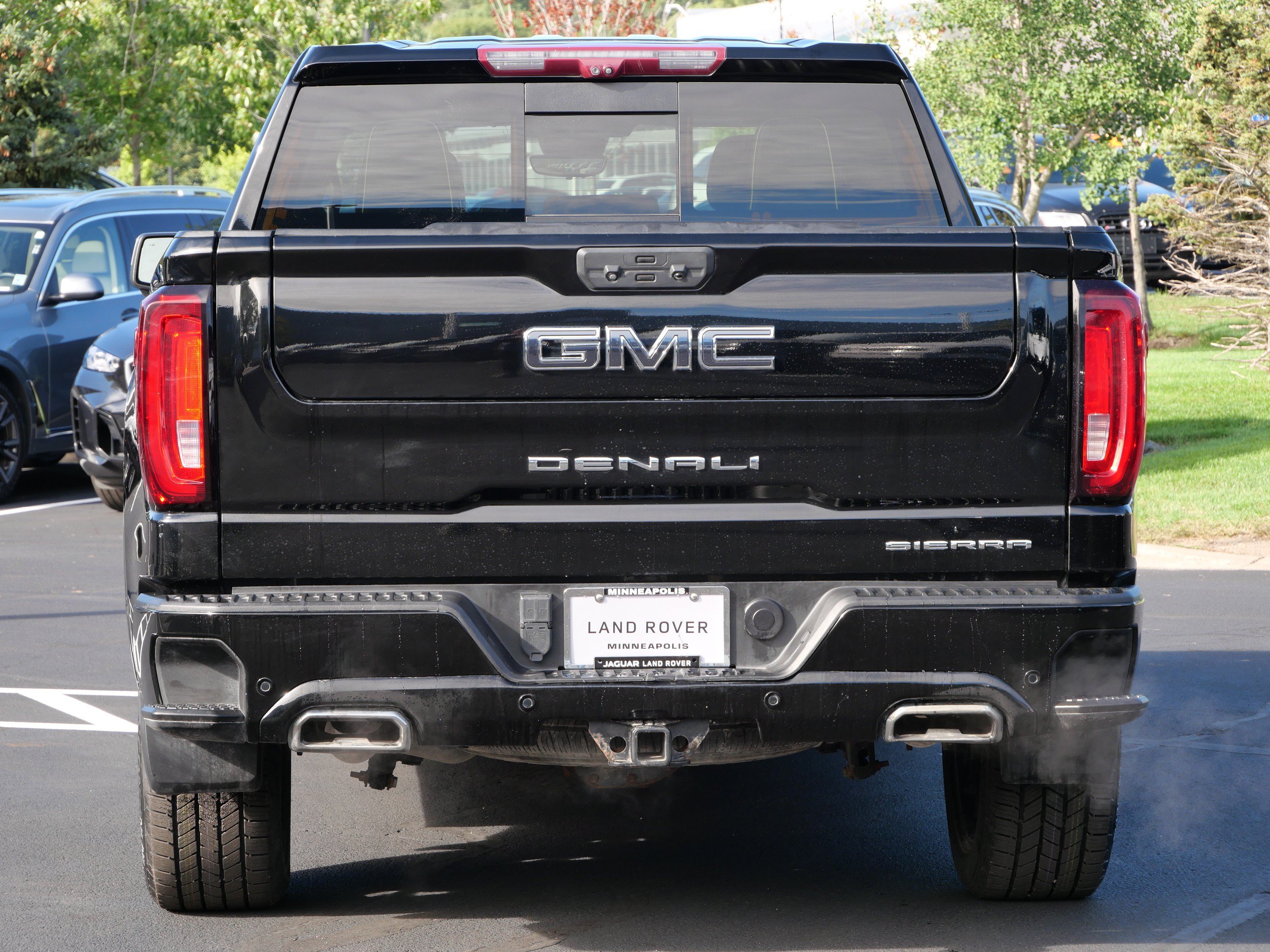 Used 2023 GMC Sierra 1500 Denali Ultimate AWD/4WD image 4