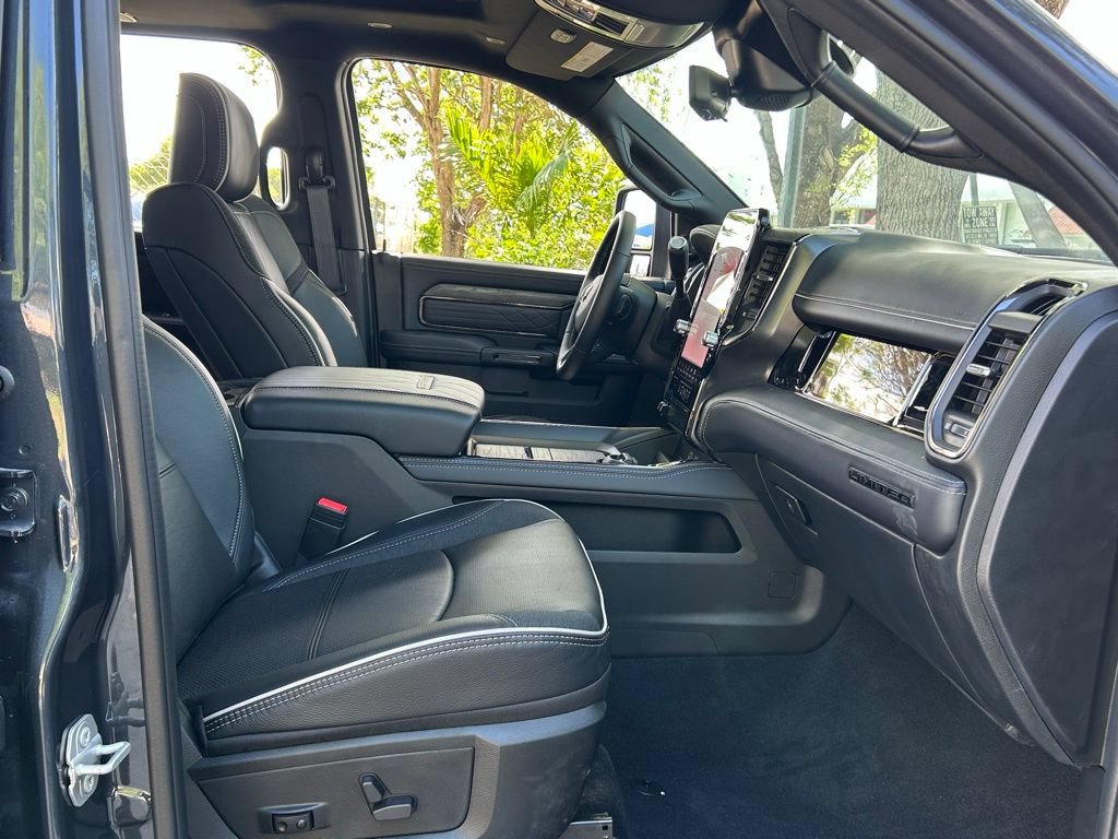 New 2026 RAM 3500 Limited AWD/4WD image 50
