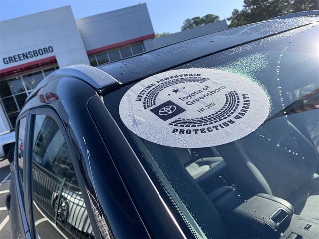 Certified 2023 Toyota Highlander Bronze Edition image 38