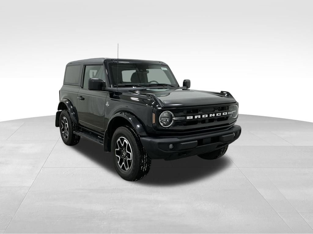 Used 2023 Ford Bronco Outer Banks image 5