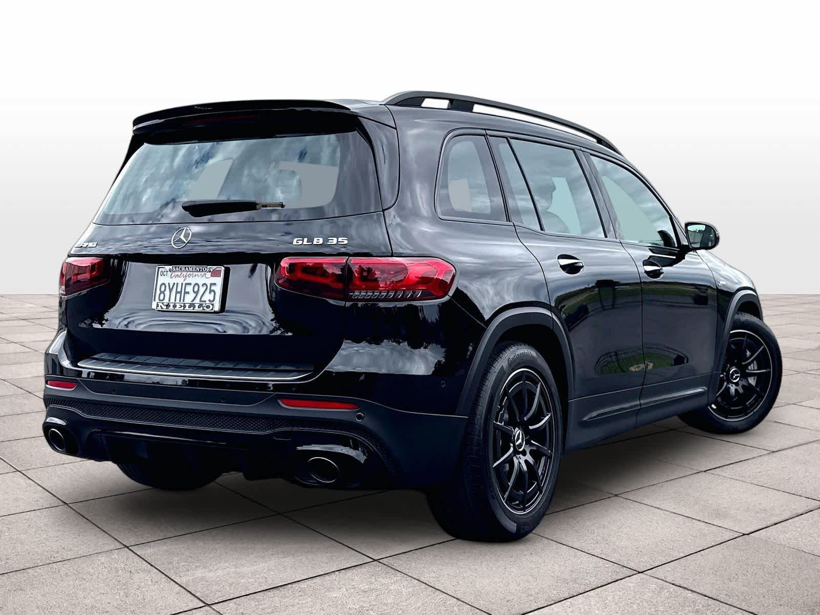 Used 2021 Mercedes-Benz GLB 35 AMG 4MATIC image 16