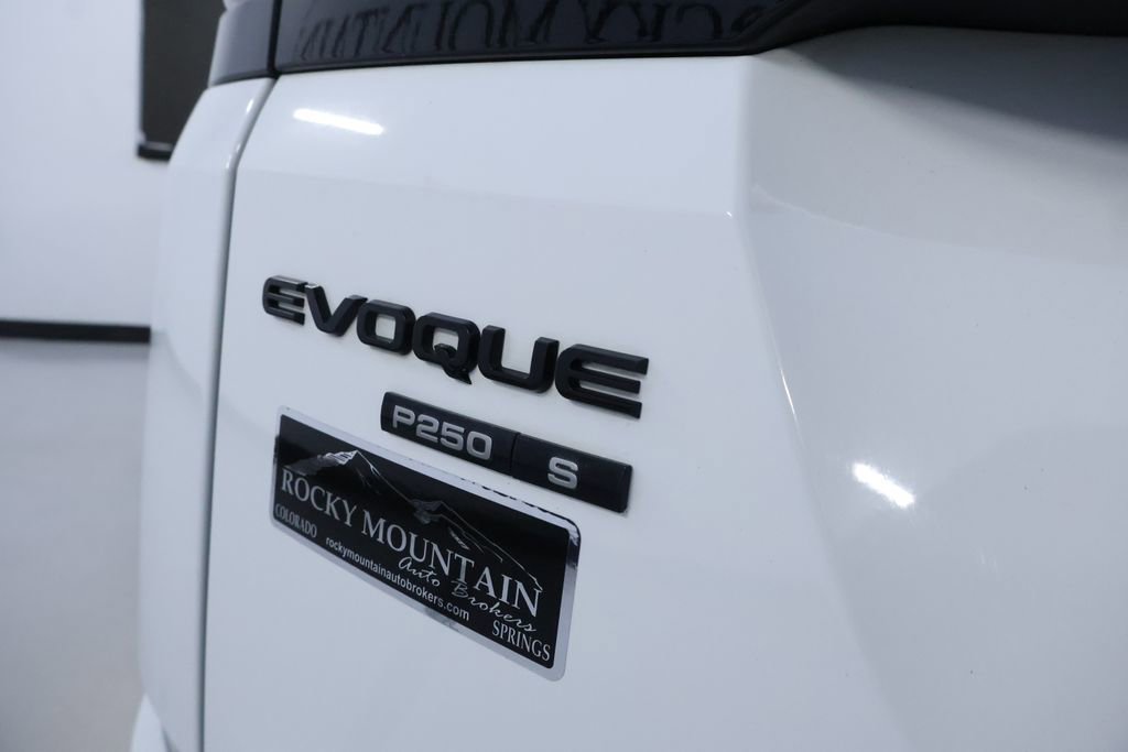 Used 2020 Land Rover Range Rover Evoque S image 10