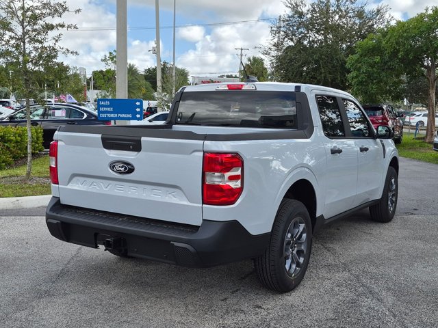 New 2026 Ford Maverick XLT w/ XLT Luxury Package FWD image 2