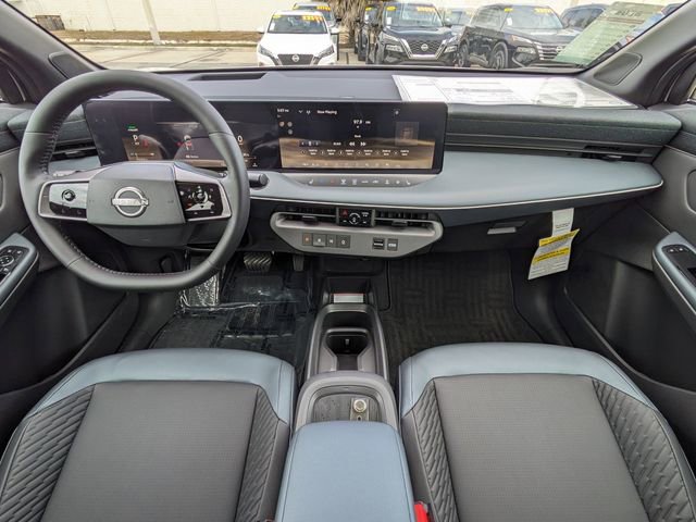 New 2026 Nissan Leaf Platinum+ w/ Cargo Package (Platinum+) FWD image 17
