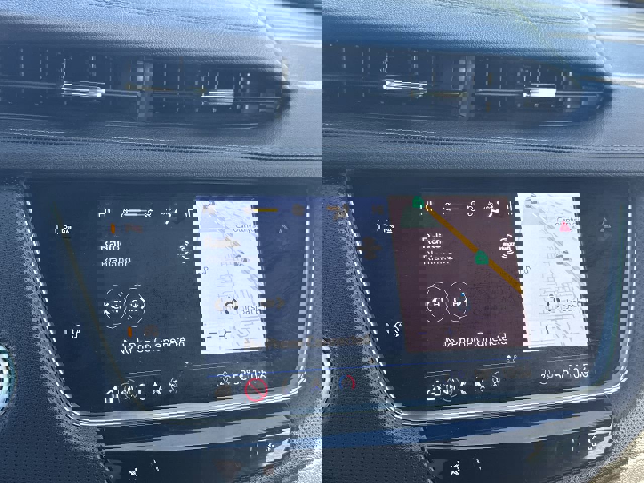 Used 2025 Cadillac XT5 Premium Luxury image 12