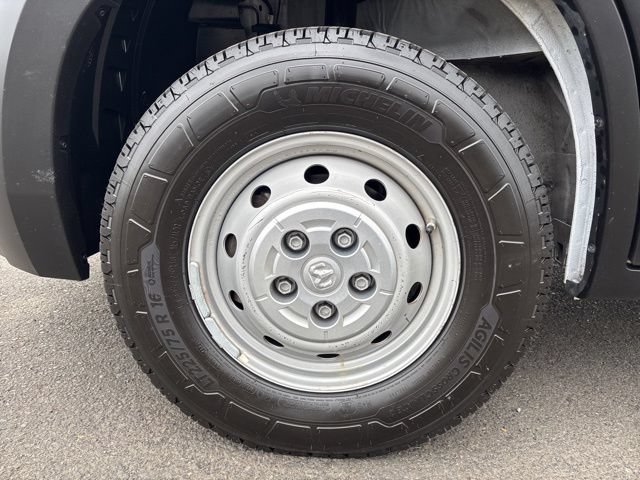 Used 2023 RAM ProMaster 2500 FWD image 14