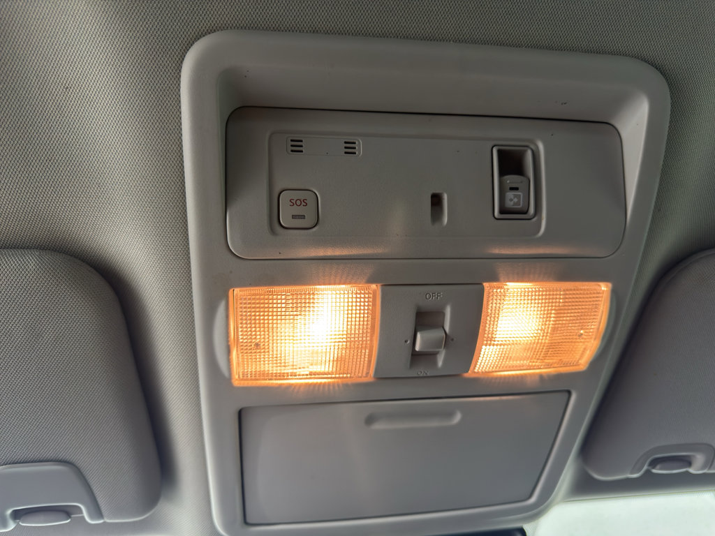 Used 2021 Nissan Titan SV w/ SV Convenience Package AWD/4WD image 27