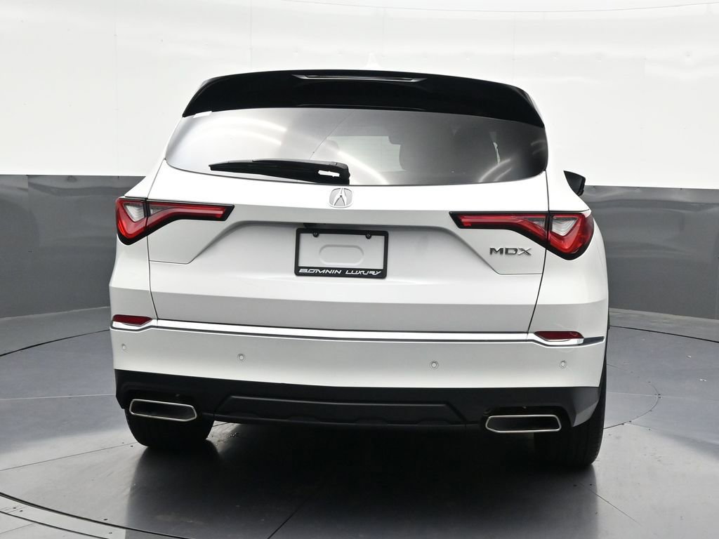 Used 2023 Acura MDX FWD w/ Technology Package image 4
