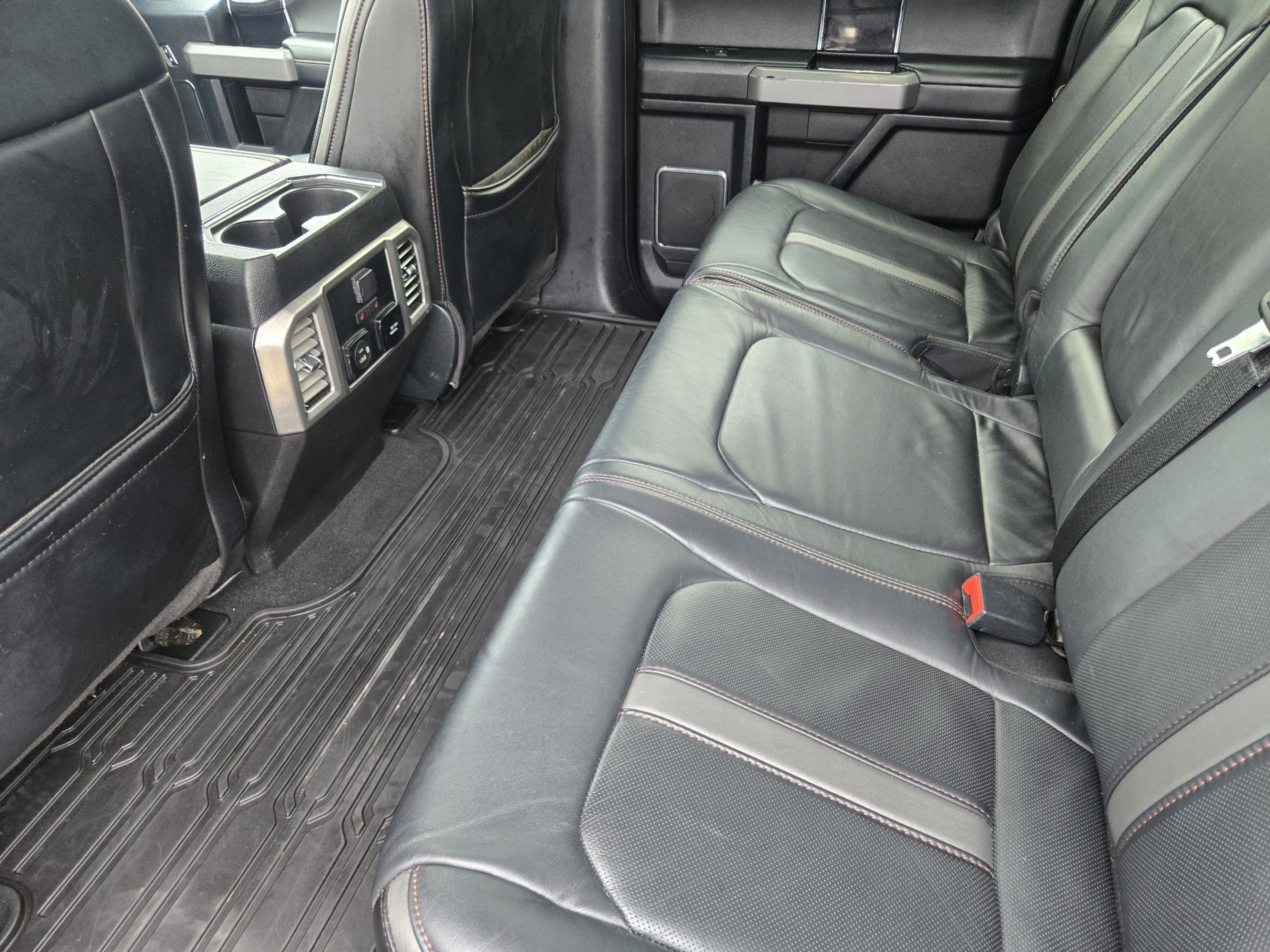 Used 2020 Ford F350 Platinum image 26