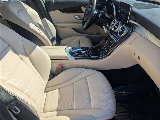 Used 2015 Mercedes-Benz C 300 Sedan image 21