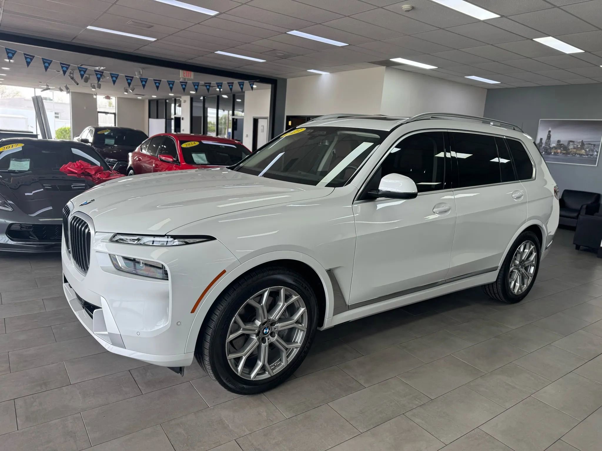 Used 2023 BMW X7 xDrive40i w/ Premium Package image 2