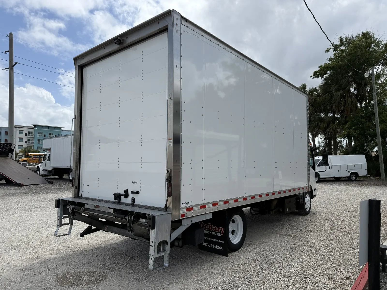 Used 2023 Chevrolet Low Cab Forward 5500XD RWD image 7
