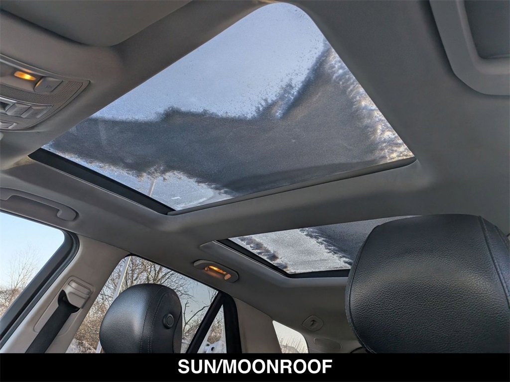 Used 2016 Mercedes-Benz GLE 350 image 2