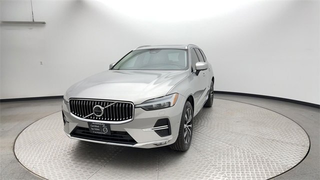 Certified 2023 Volvo XC60 B5 Plus w/ Climate Package image 7