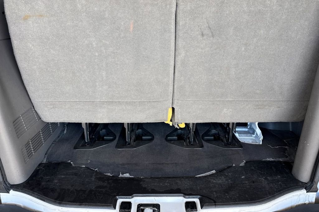 Used 2024 Chevrolet Express 3500 LT w/ LT Preferred Equipment Group image 18