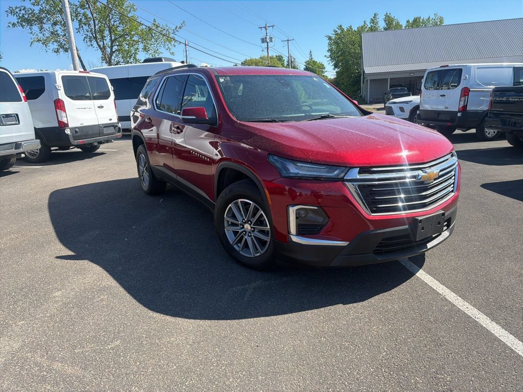 Used 2023 Chevrolet Traverse LT