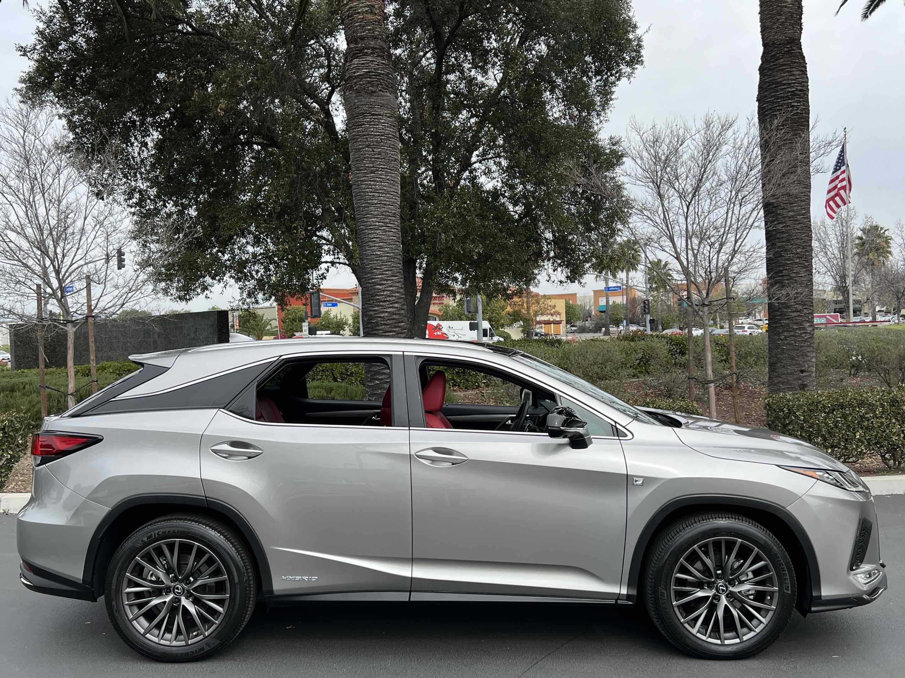 Used 2022 Lexus RX 450h F Sport w/ Cold Area Package (CT) image 30