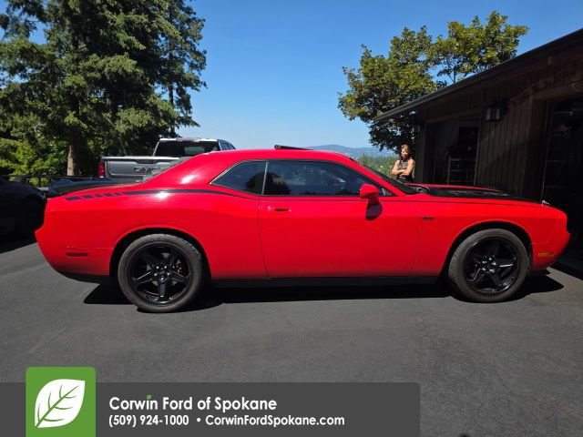Used 2009 Dodge Challenger R/T RWD image 7