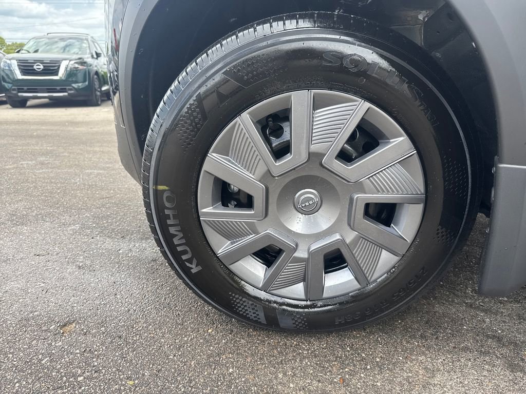 New 2026 Nissan Kicks S image 29