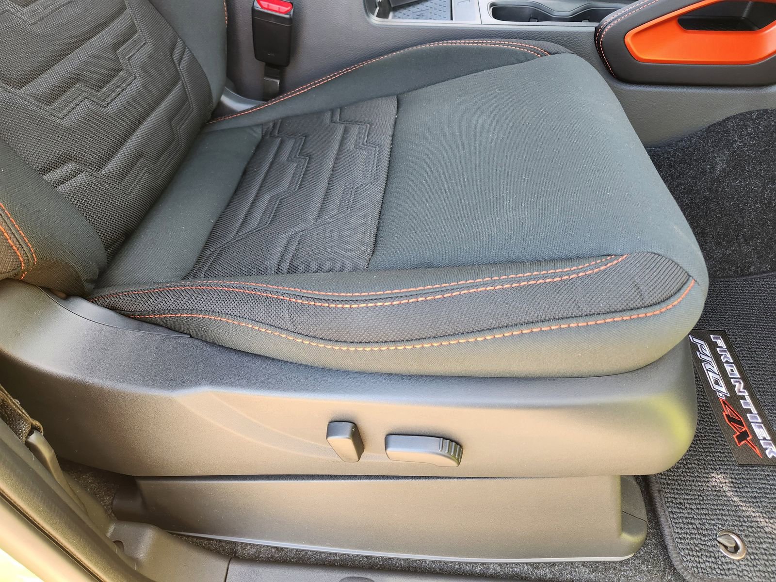 New 2026 Nissan Frontier PRO-4X w/ Pro-4x Convenience Package image 21