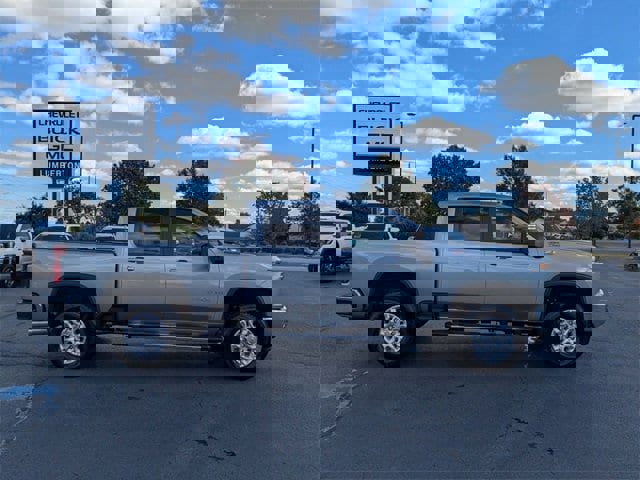 New 2026 Chevrolet Silverado 2500 LT image 2