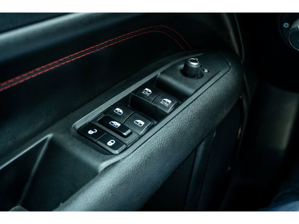 Used 2025 Jeep Compass Trailhawk image 29