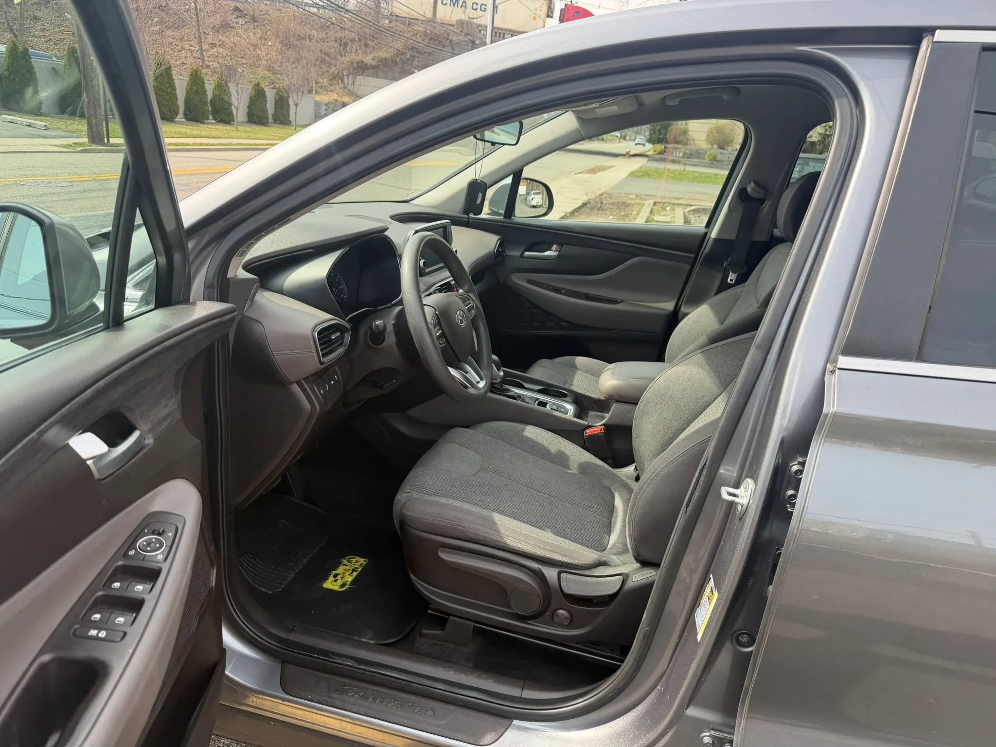 Used 2019 Hyundai Santa Fe SE FWD image 22