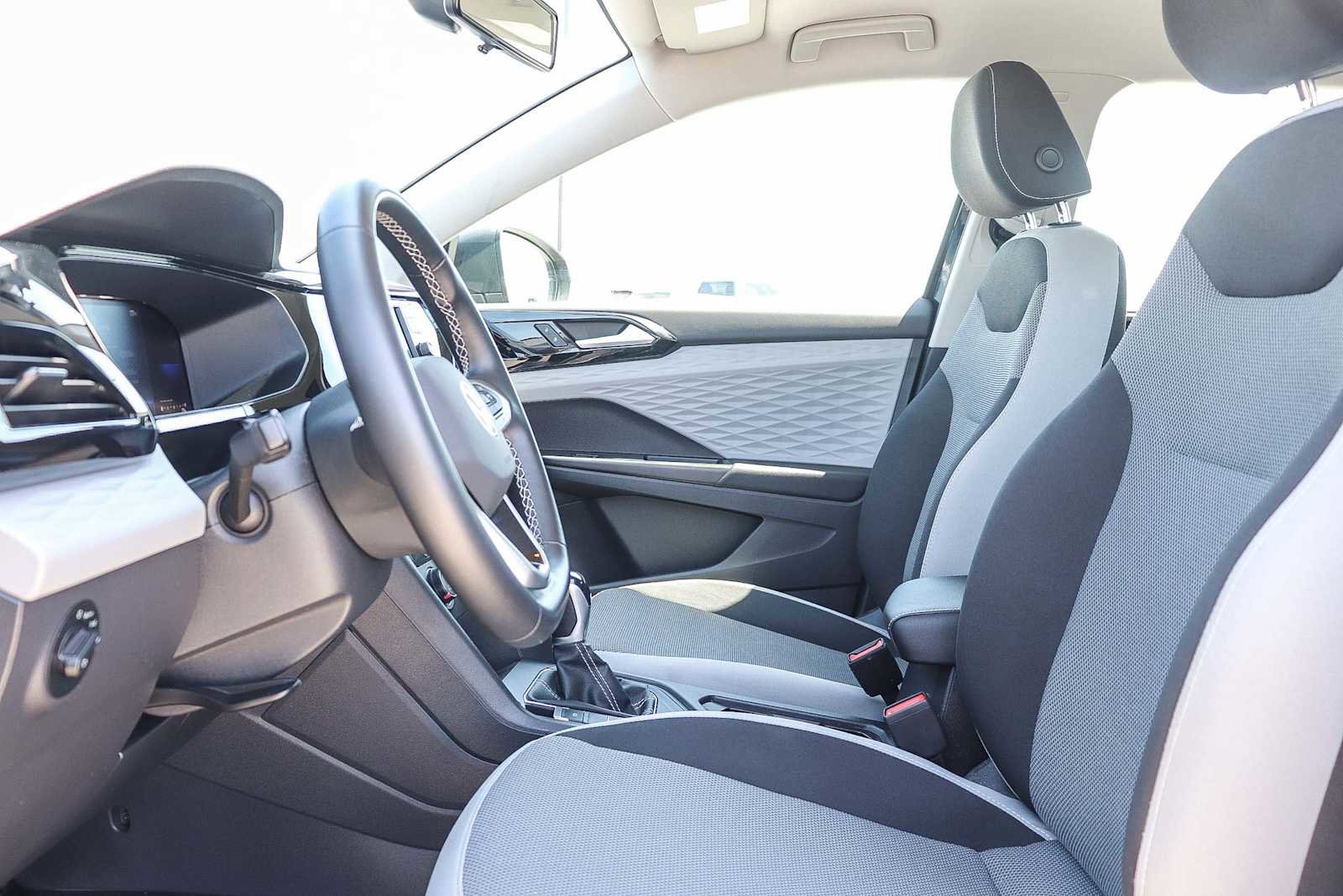 Used 2022 Volkswagen Taos S w/ IQ Drive S Package image 12