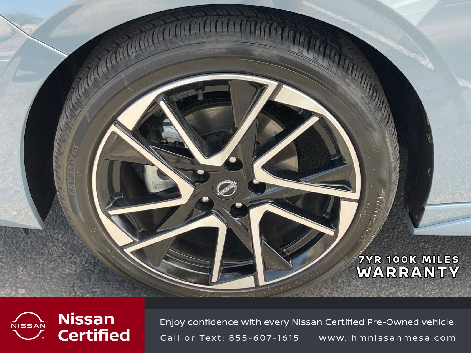 Certified 2025 Nissan Sentra SR FWD image 24