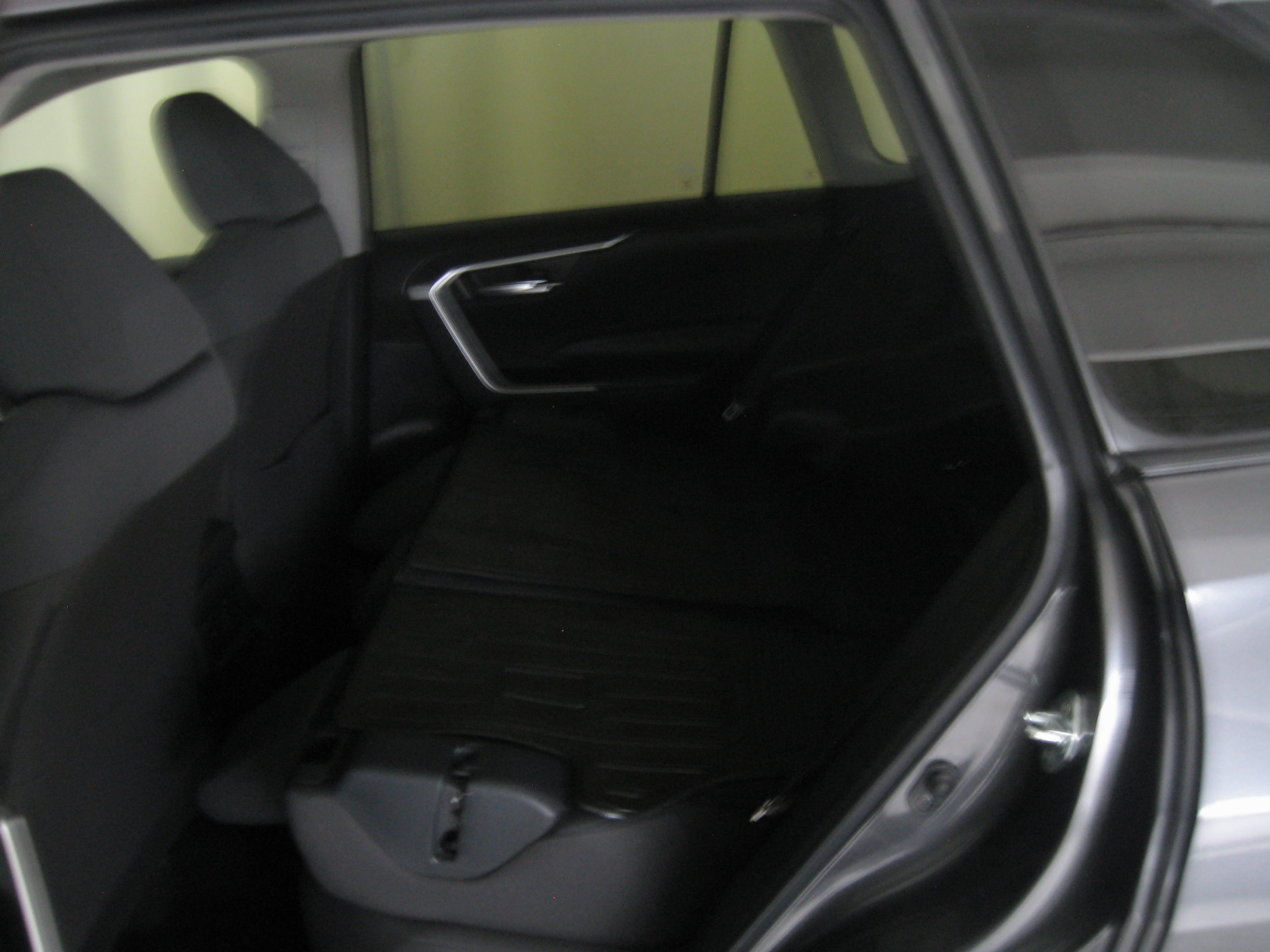 Used 2025 Toyota RAV4 XLE w/ Convenience Package AWD/4WD image 21