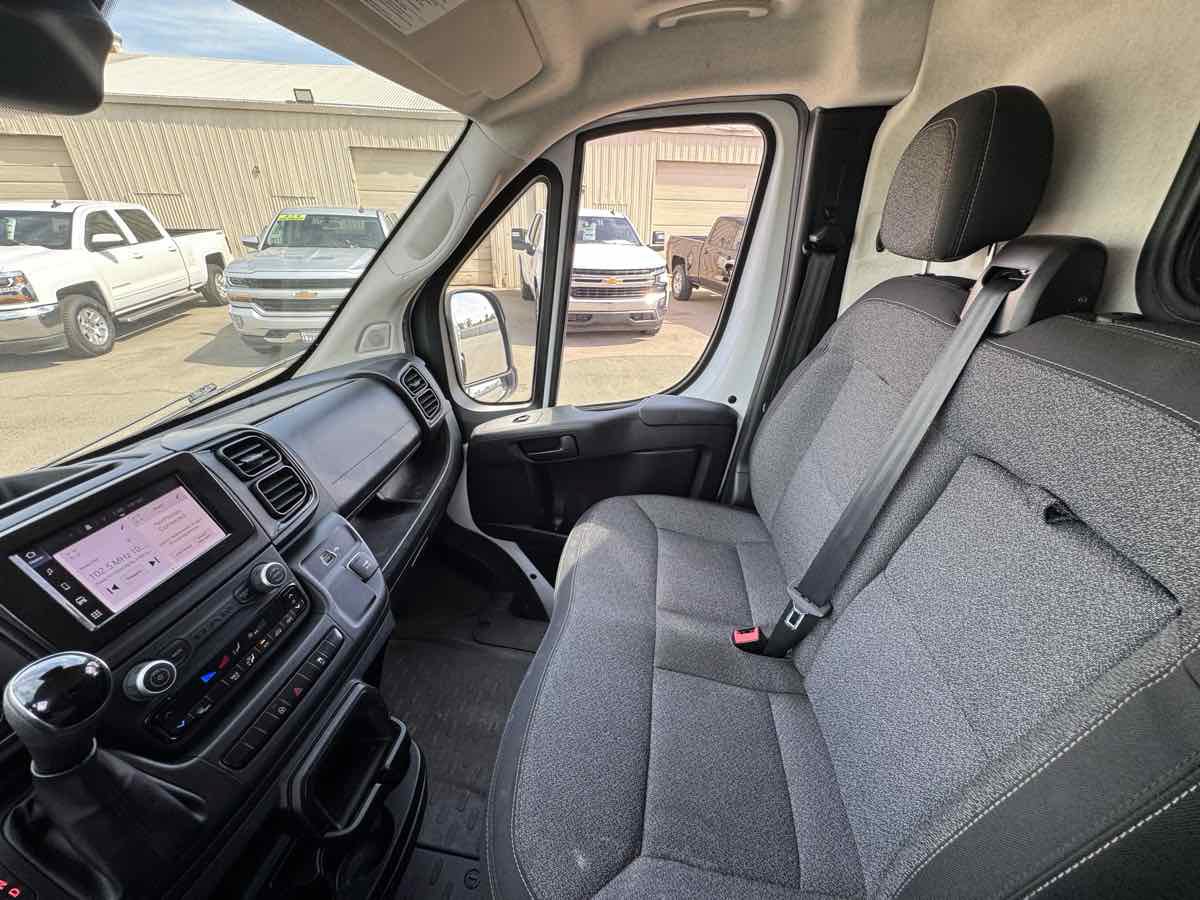 Used 2025 RAM ProMaster 2500 FWD image 29
