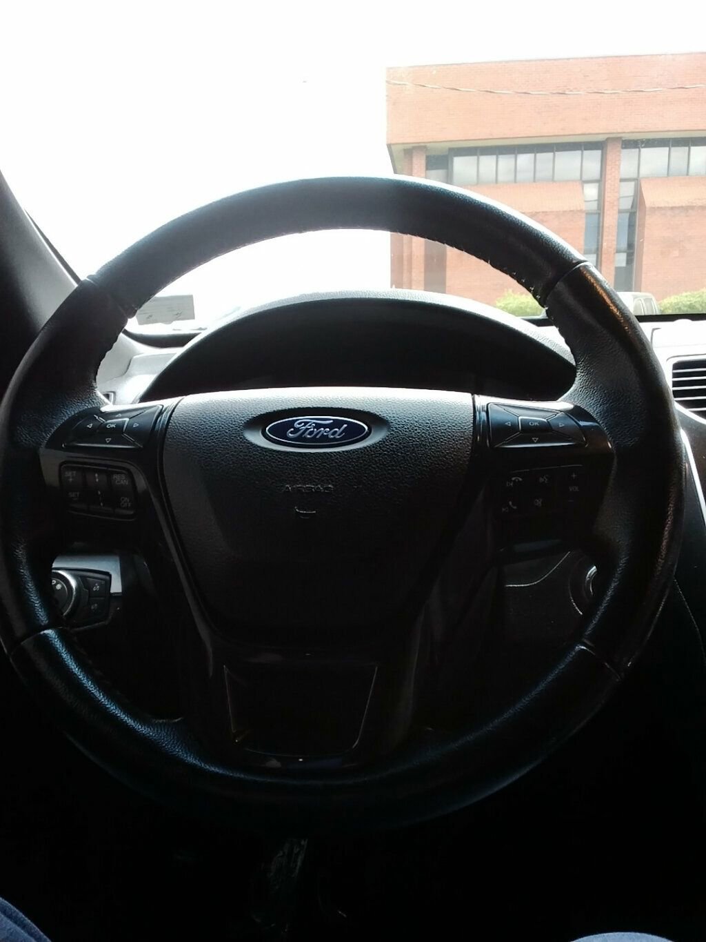 Used 2017 Ford Explorer Sport w/ Equipment Group 401A AWD/4WD image 17