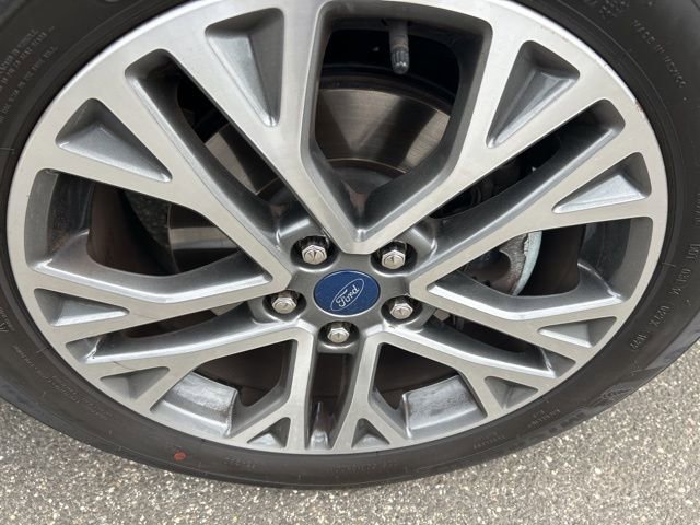 Used 2022 Ford Escape SEL image 9