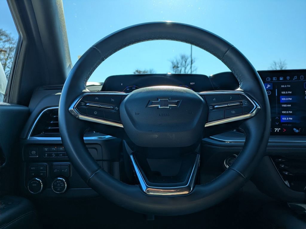 Used 2025 Chevrolet Tahoe Z71 AWD/4WD image 22