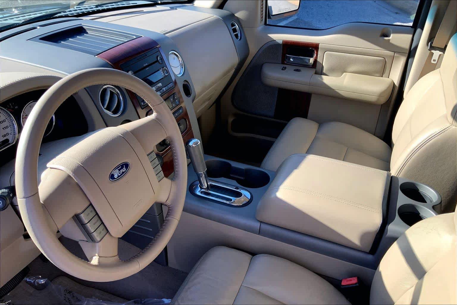 Used 2005 Ford F150 Lariat RWD image 16