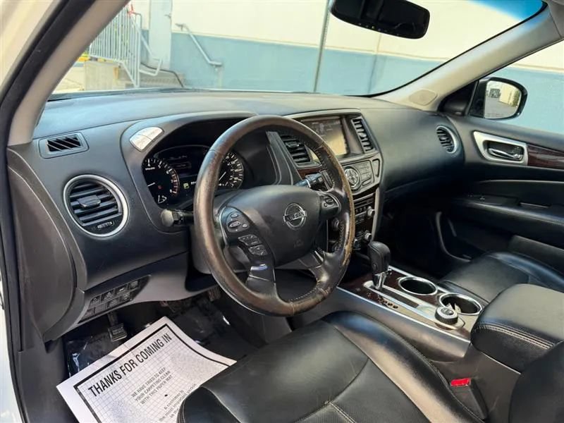 Used 2015 Nissan Pathfinder Platinum AWD/4WD image 39