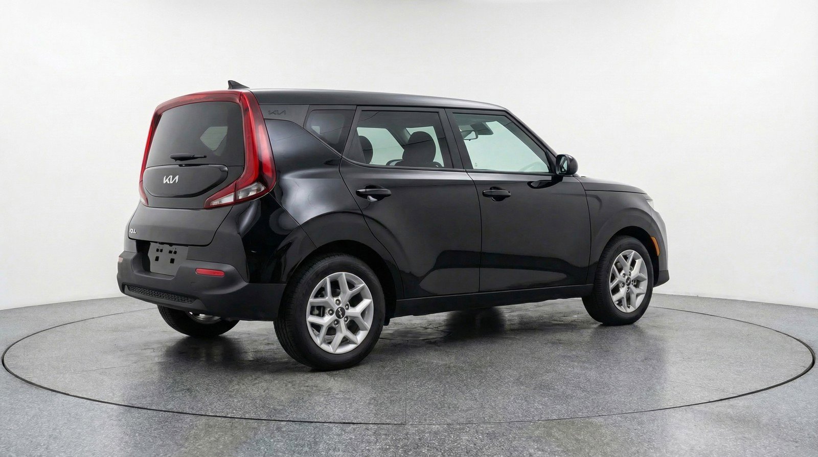 Used 2025 Kia Soul LX w/ LX Technology Package image 9