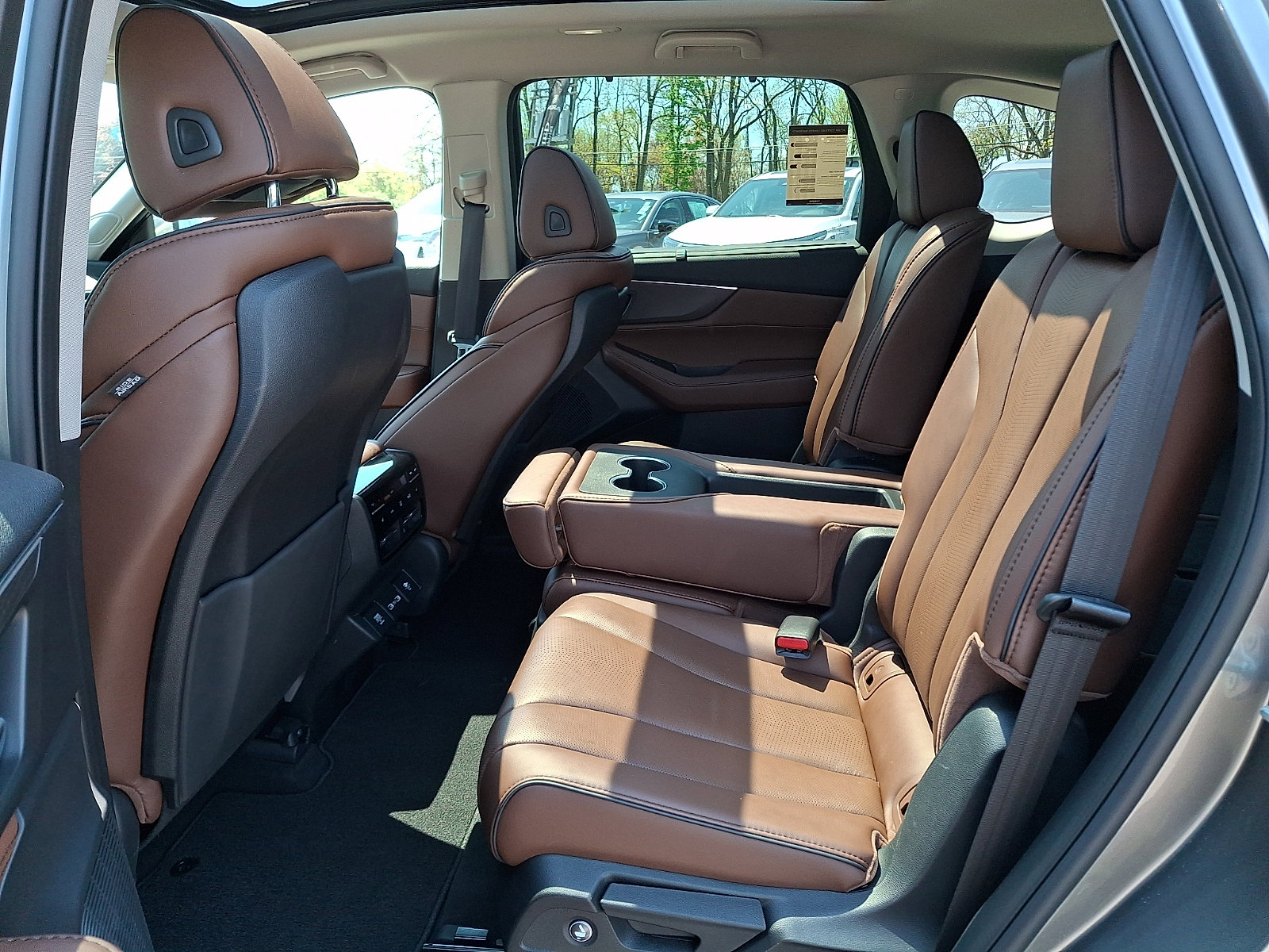 Used 2022 Acura MDX SH-AWD w/ Advance Package image 10