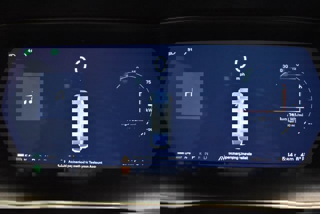 Used 2017 Tesla Model X image 27