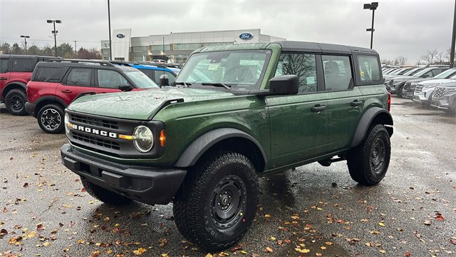 New 2025 Ford Bronco 4-Door w/ Sasquatch Package image 2