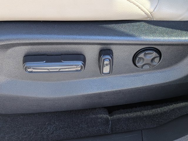 Certified 2017 Honda CR-V Touring image 19