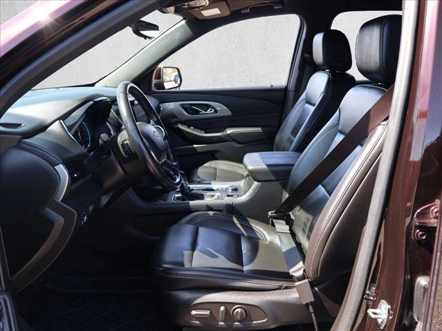 Used 2022 Chevrolet Traverse LT w/ LT Premium Package AWD/4WD image 23
