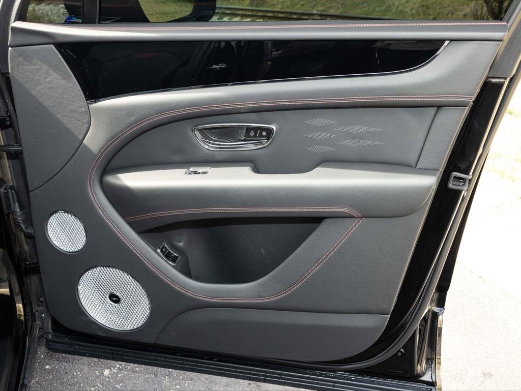 Certified 2025 Bentley Bentayga image 74