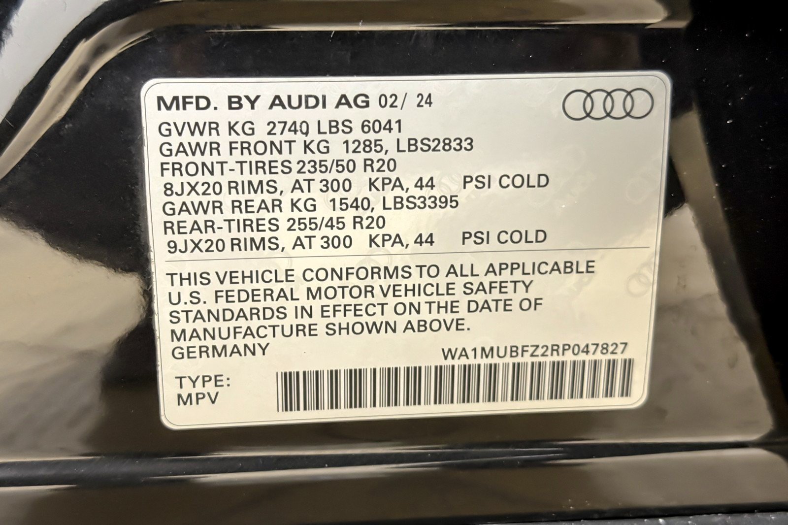 Certified 2024 Audi Q4 e-tron Prestige w/ Black Optic Package AWD/4WD image 26