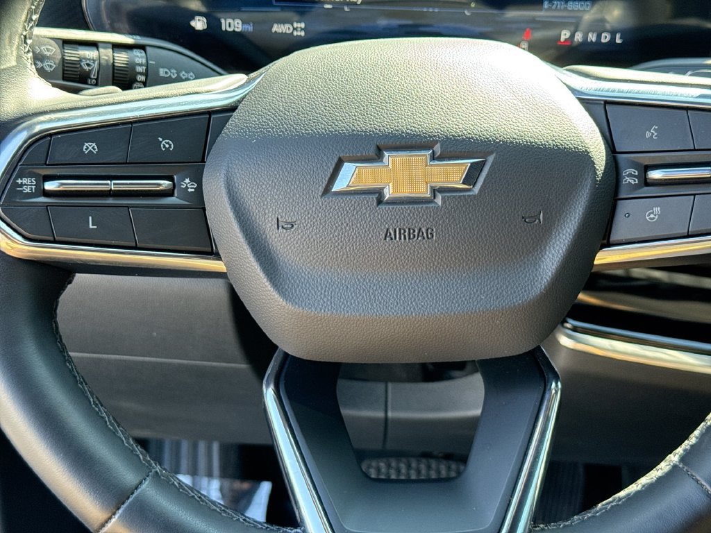 Used 2025 Chevrolet Equinox LT w/ Safety and Technology Package AWD/4WD image 17